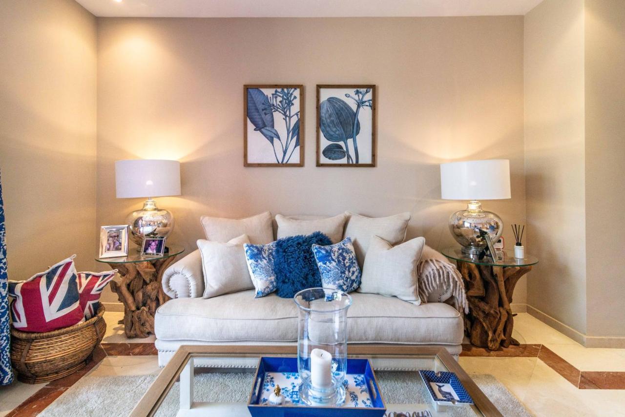 Stylish 2-Bed Apartment In Elviria W Pool *
