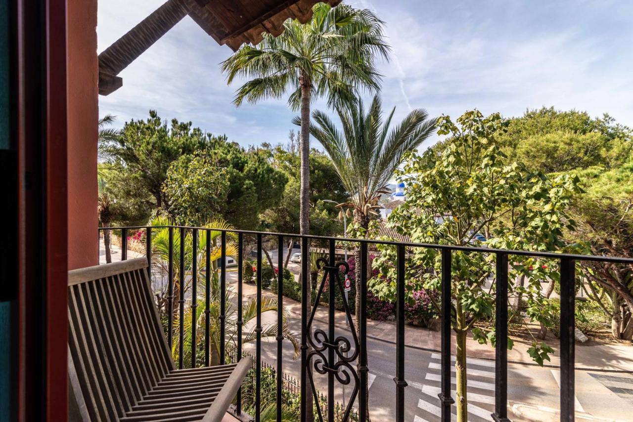 Apartemen Luxury 2-bed Elviria - Pool Sauna & Gym *